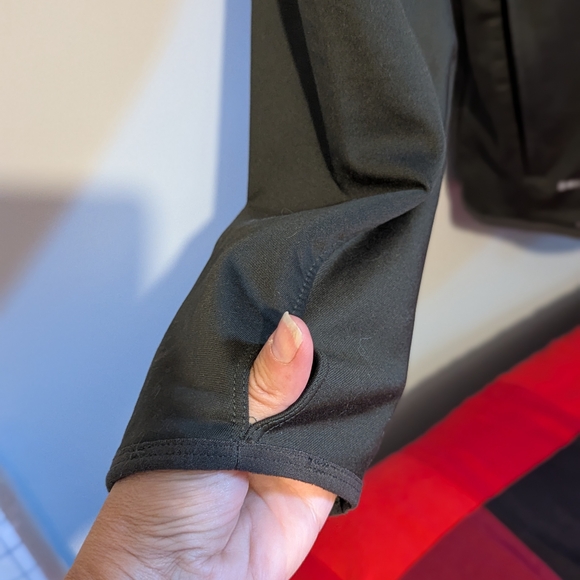 Nike Men's Black and Green Jacket - Picture 3 of 8